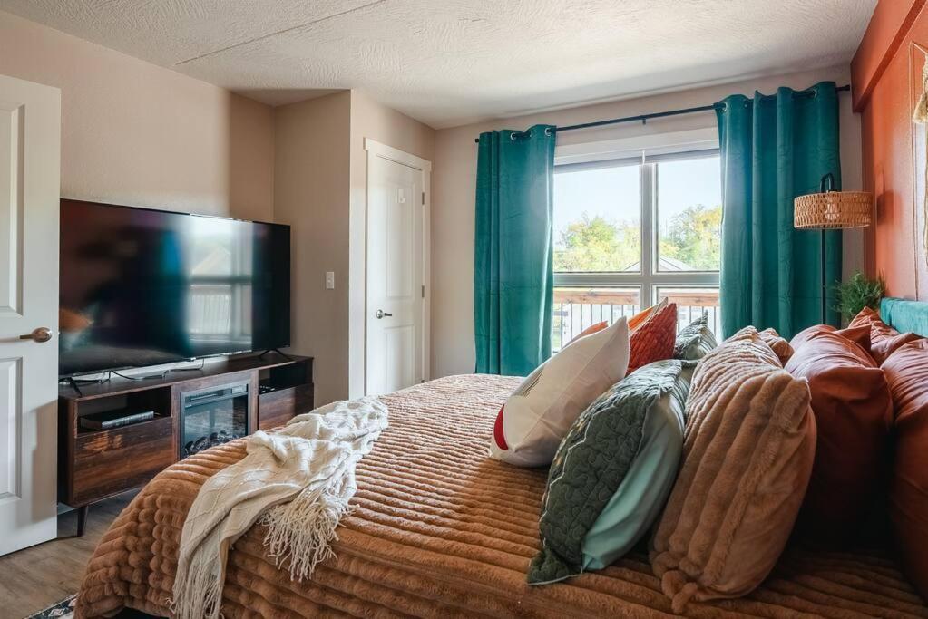Pet Friendly Boho Condo With Pool--Fitness Center--Next To The Branson Landing--Close To Convention Center And Kanakuk Exteriör bild