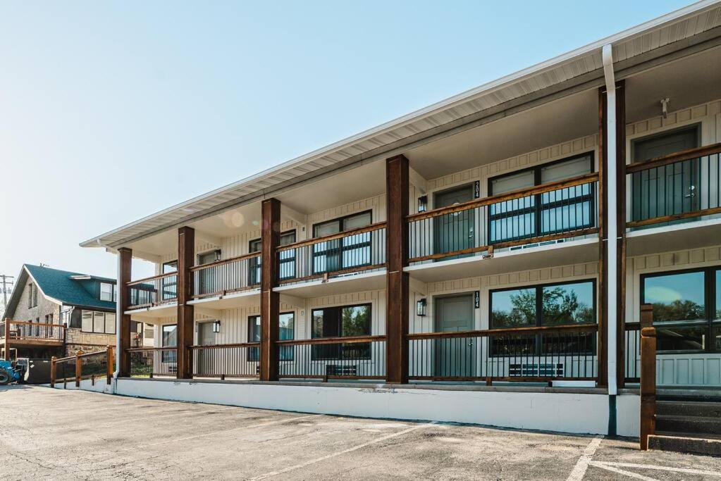 Pet Friendly Boho Condo With Pool--Fitness Center--Next To The Branson Landing--Close To Convention Center And Kanakuk Exteriör bild