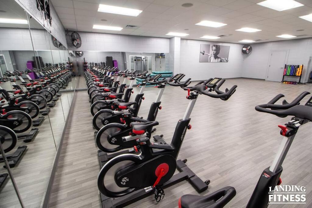 Pet Friendly Boho Condo With Pool--Fitness Center--Next To The Branson Landing--Close To Convention Center And Kanakuk Exteriör bild