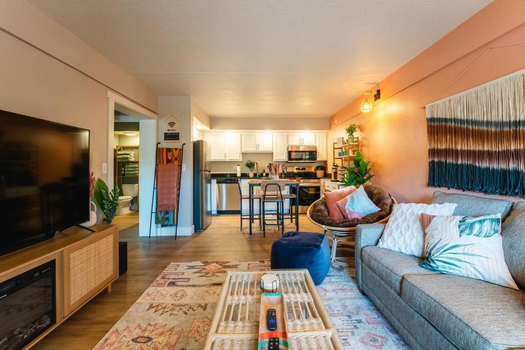 Pet Friendly Boho Condo With Pool--Fitness Center--Next To The Branson Landing--Close To Convention Center And Kanakuk Exteriör bild